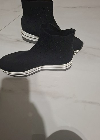 Siyah Elastik Platform Topuklu Spor Ayakkabı - Görsel 2
