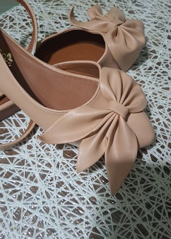 Bej Fiyonklu Kadın Topuklu Babet - Görsel 2