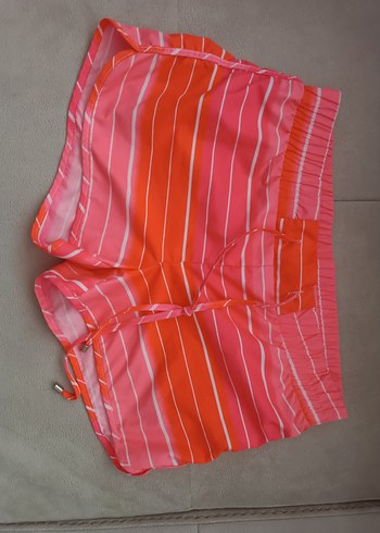 Pembe Çizgili deniz Şortu - Görsel 3