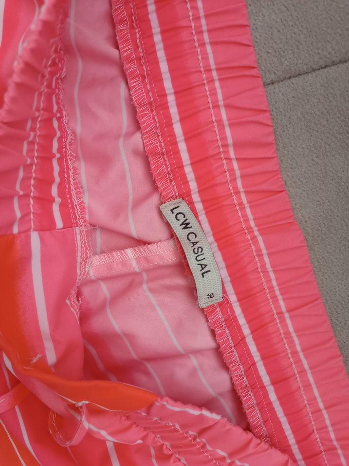 Pembe Çizgili deniz Şortu - Görsel 2