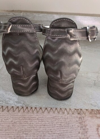 Crocs Kız çocuk topuklu ayakkabı