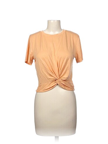 Diğer T-shirt %70 İndirimli.