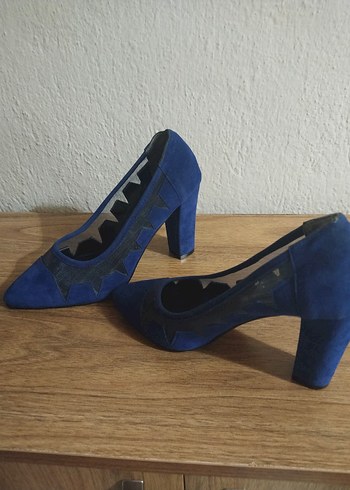 37 Beden mavi Renk Kare Topuklu Koyu Mavi Yılan Desenli Stiletto