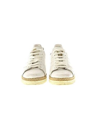 38 Beden Adidas Spor Ayakkabı %70 İndirimli.