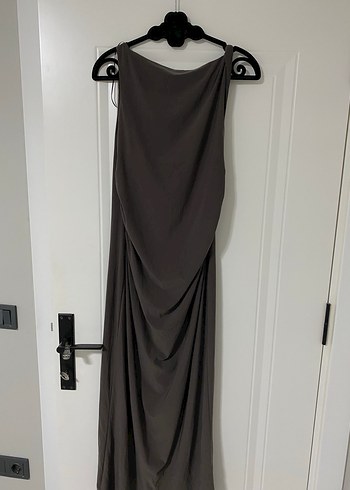 Gri Kolsuz Drapeli Uzun Keten Elbise - Görsel 2