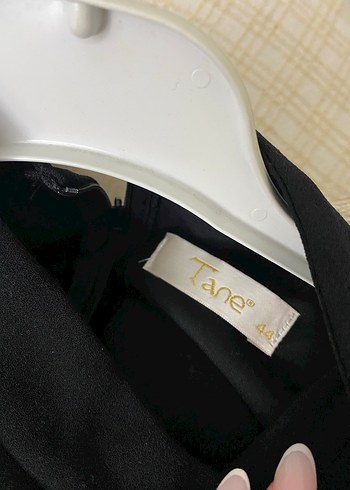 Siyah Uzun Kollu Gotik V Yakalı Elbise - Görsel 4