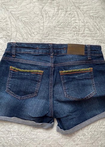 Nakışlı Koyu Renk Mini Kadın Kot Şort - Görsel 2