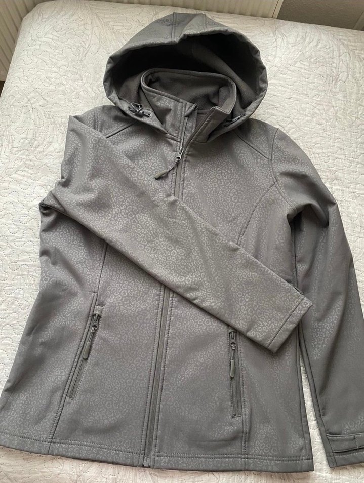 Gri Kapüşonlu Fermuarlı Kadın Ceket - Görsel 3