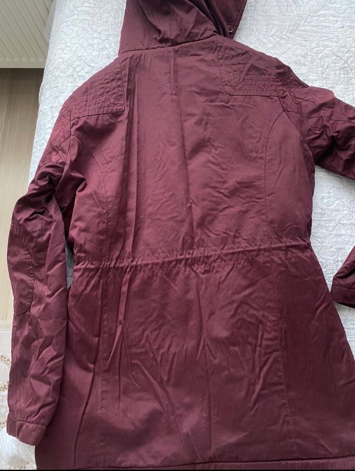 Bordo Kapüşonlu Düğmeli Kadın Ceket - Görsel 4