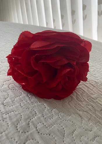 Kırmızı Fırfırlı Kadın Saç Aksesuarı - Görsel 3