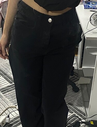 siyah pantolon