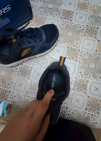 40 Beden Skechers erkek spor ayakkabı