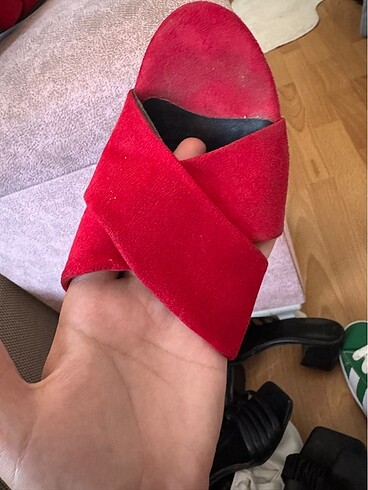 38 Beden kırmızı Renk Sorunsuz