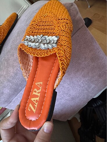 Zara Hiç kullanılmadı kutusunda