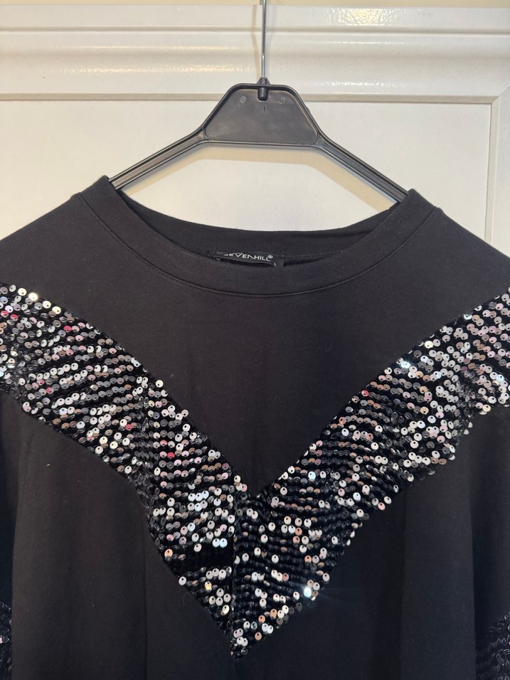 Pul İşlemeli Siyah Kadın Sweatshirt - Görsel 2