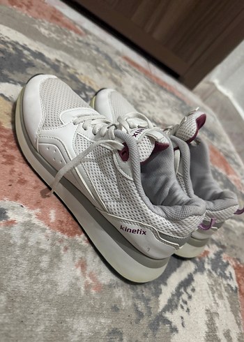 Kinetix Beyaz Spor Ayakkabı Kadın - Görsel 3