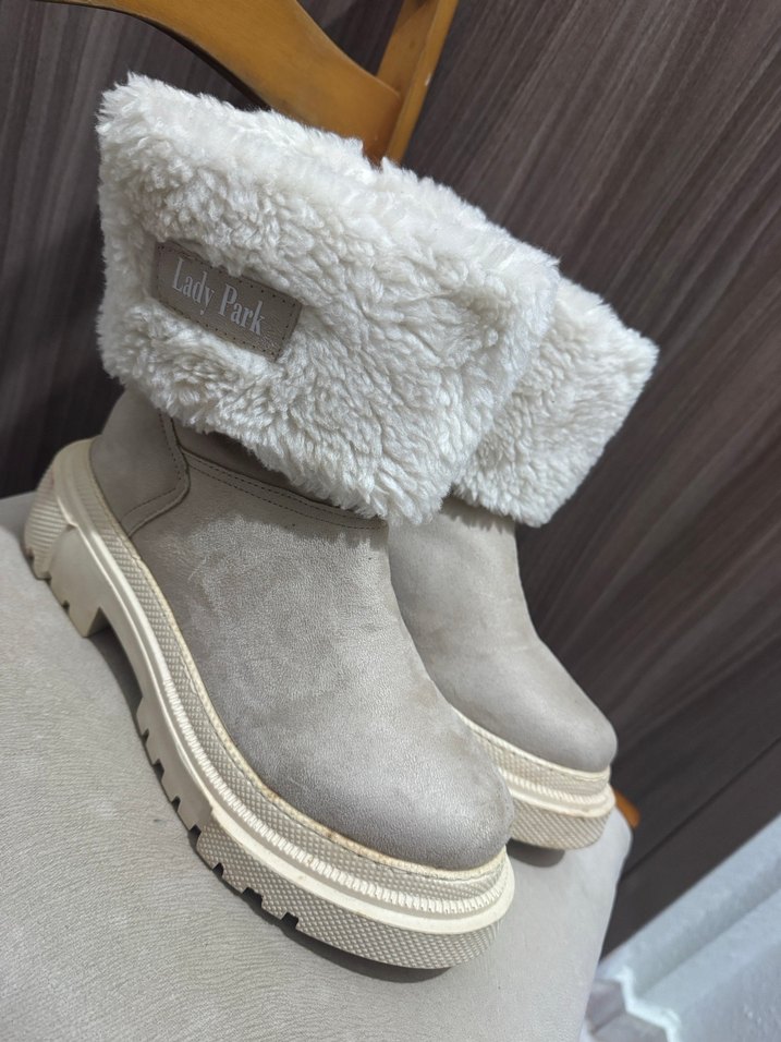 Bej Tüylü Platform Topuklu Kadın Bot - Görsel 5