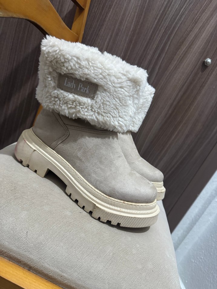 Bej Tüylü Platform Topuklu Kadın Bot - Görsel 3