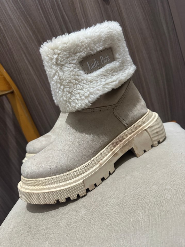 Bej Tüylü Platform Topuklu Kadın Bot - Görsel 2