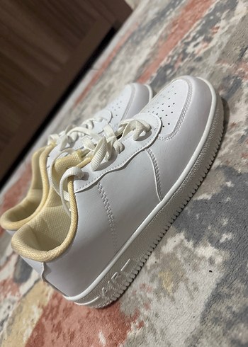 Beyaz Kadın Spor Ayakkabı Velcro Detaylı - Görsel 2