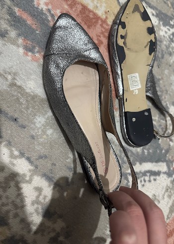 Gri Yılan Desenli Stiletto Tokalı Kadın Babet - Görsel 3