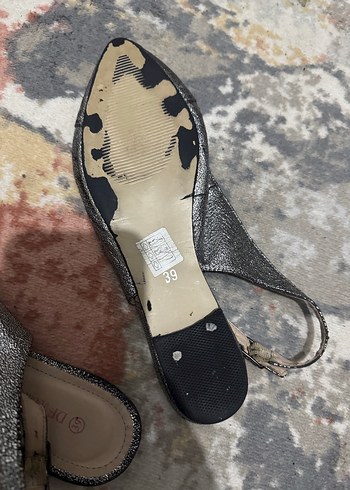 Gri Yılan Desenli Stiletto Tokalı Kadın Babet - Görsel 2