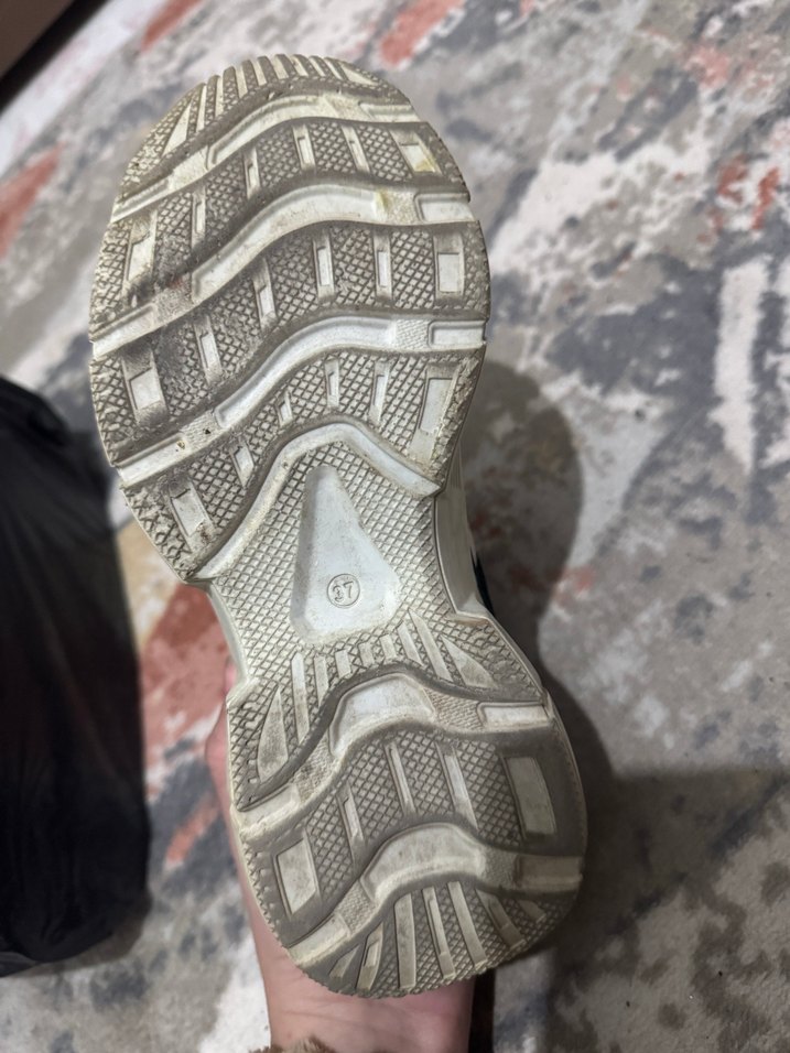 Siyah Bağcıklı Kadın Spor Ayakkabı - Görsel 3