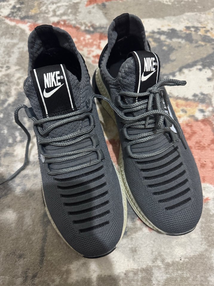 Gri Yılan Desenli Bağcıklı Spor Ayakkabı - Görsel 5