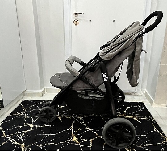 Joie Joie litetrax 3 bebek arabası
