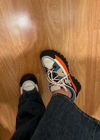 Stella McCartney ürünü