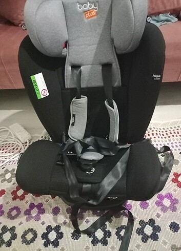 Çocuk oto koltuğu 