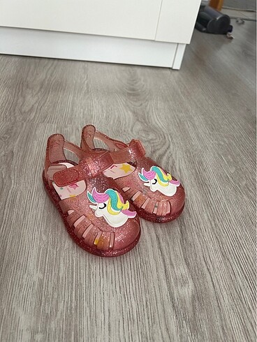 22 Beden pembe Renk İgor çocuk sandalet