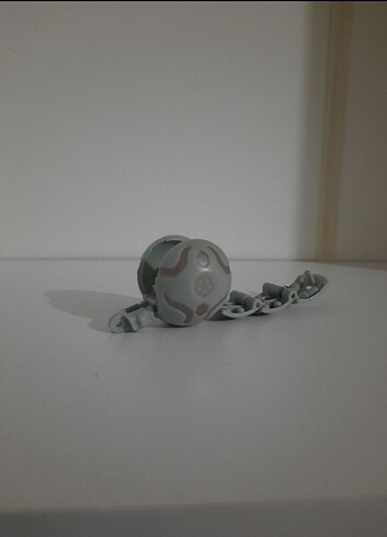 Beden Renk Bakugan Haos Centipend