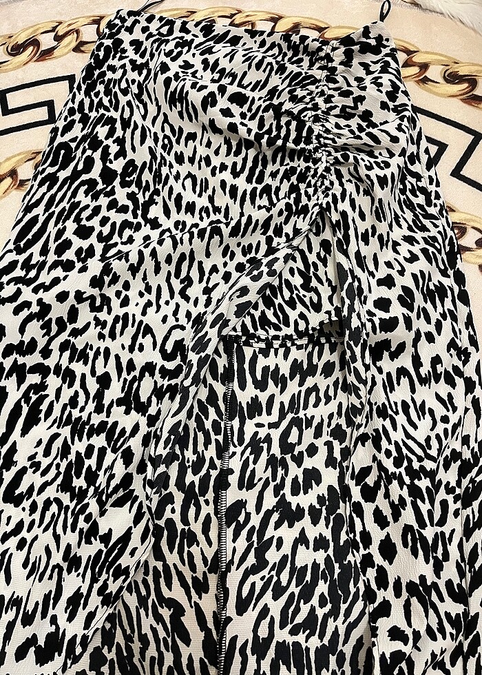 Yırtmaçlı etek - Görsel 4