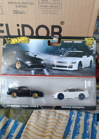Hot Wheels Premium 2'Li Set