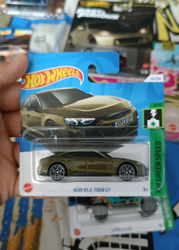 Parlak Kahverengi Audi RS E-Tron GT Oyuncak Araba