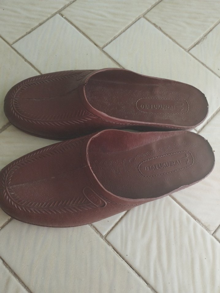 Kahverengi Erkek Terlikler Parlak Görünümlü - Görsel 2