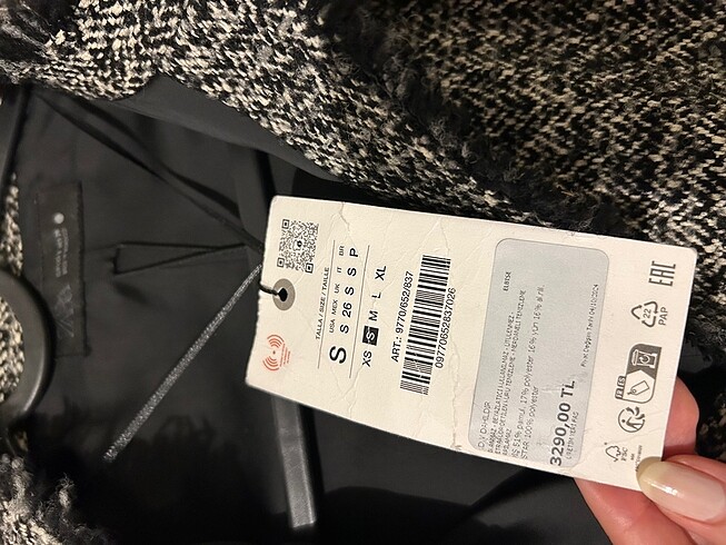 s Beden siyah Renk Zara Elbisee +5 sürpriz ürün