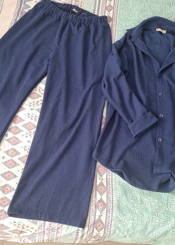 Düğmeli Lacivert Takım - Görsel 2