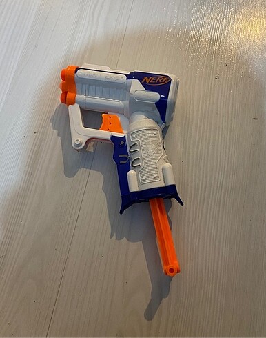  Beden Nerf + 3 tane mermi elite serisi