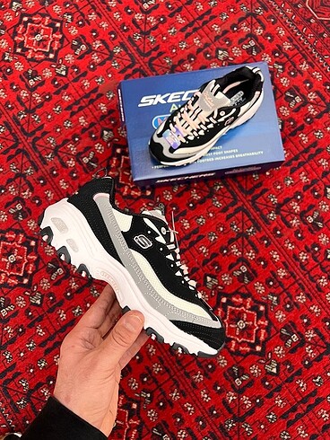 36 Beden SKECHERS D?LİTES