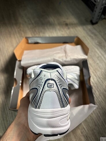 New Balance NEW BALANCE 740