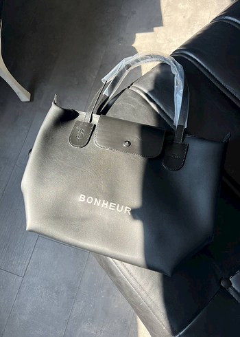 Siyah Deri Kadın Omuz Çantası BONHEUR