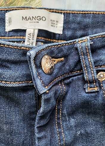 Mango jean kot
