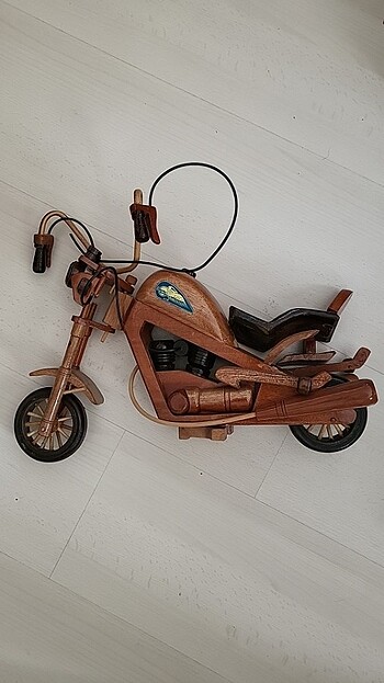 Ahsap dekorasyon motor