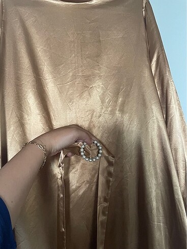 40 Beden camel Renk Saten bronz inci detay elbise
