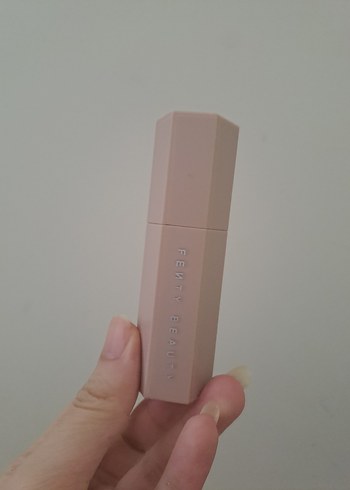 Fenty amber kontür