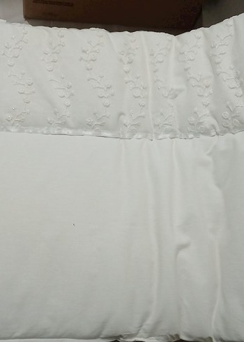 İşlemeli Beyaz Parlak Bebek Uyku Takımı - Görsel 2