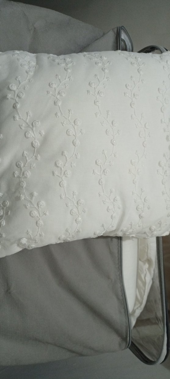 İşlemeli Beyaz Parlak Bebek Uyku Takımı - Görsel 3