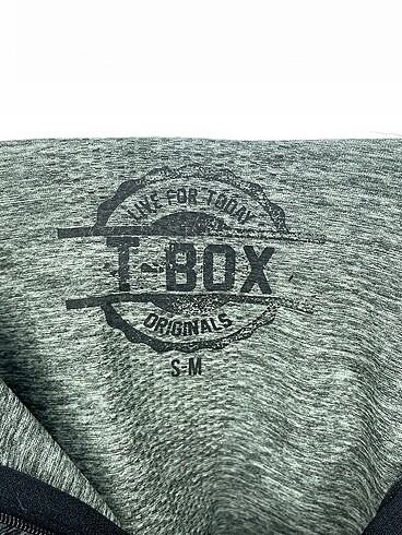 s Beden gri Renk T-box Bluz %70 İndirimli.